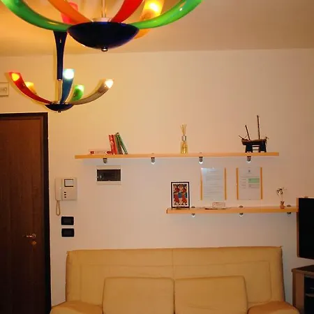 Casa Sara Venezia メストレ